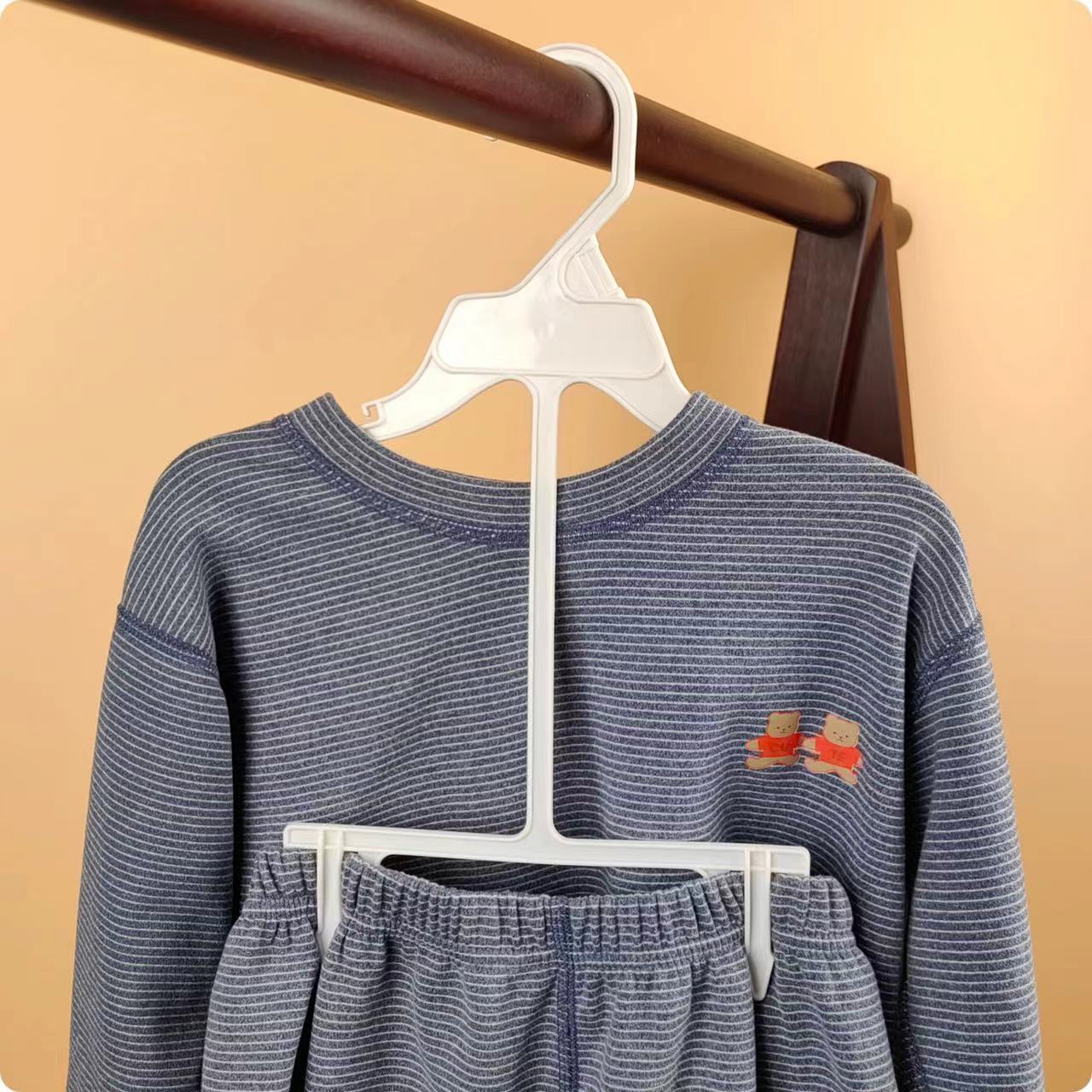 Baby Clothing Kit - 10 шт. Детские пластиковые вешалки для